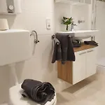 Апартаменты Neu Gemuetliche Mit 3 